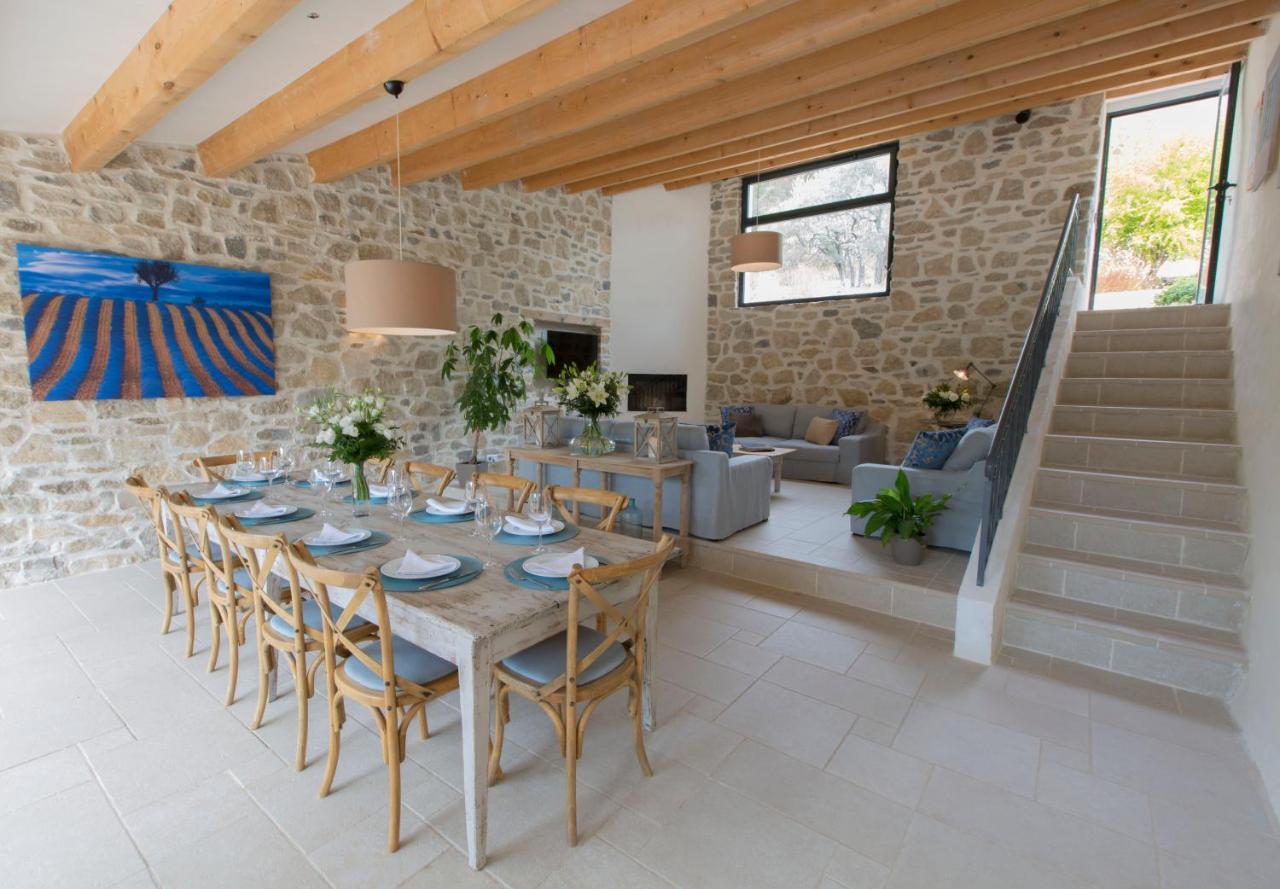 Mas Des Avelines Villa Le Brulat Exterior photo